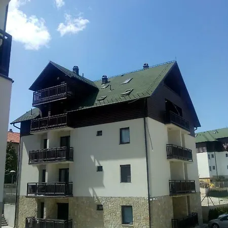 Marjana Apartament *